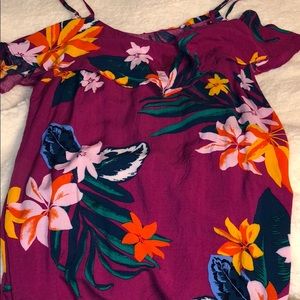 Old navy ruffle tank